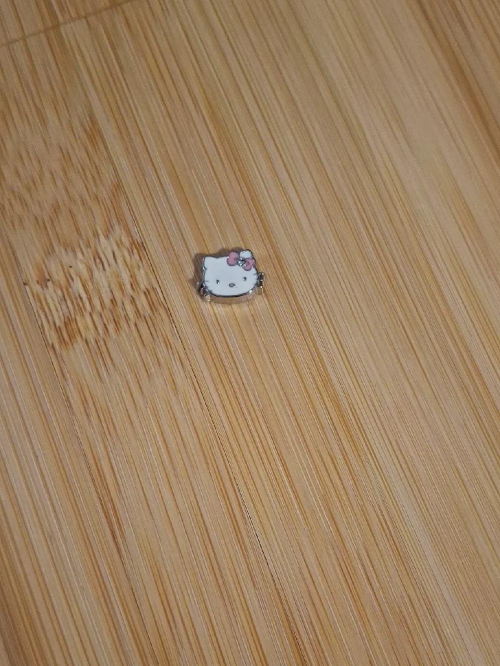 Floating locket charm - hello kitty